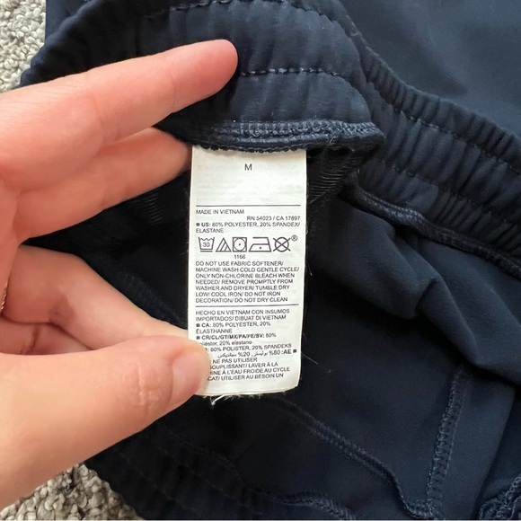 Old Navy Active Men’s Tapered Navy Joggers, Size Medium - Picture 5 of 9